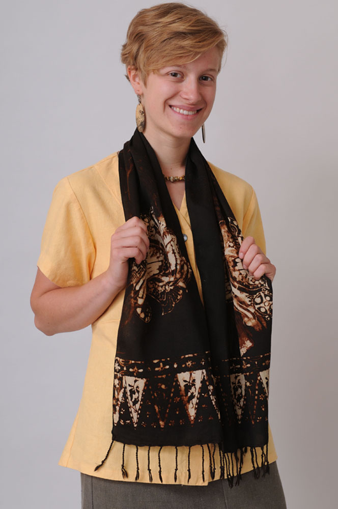 From the Jogja Collection, this cotton challis batik is soft and has a modern design.